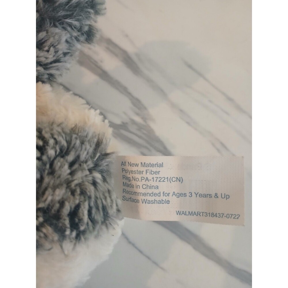 Valentine Gray Panda Bear Plush 9" - Picture 4 of 4